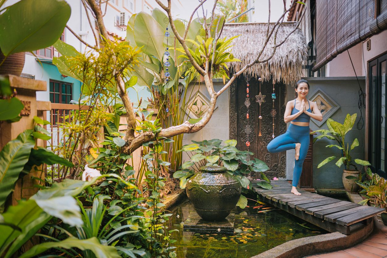 Cập nhật báo giá thi công hồ cá koi đẹp từ các đơn vị thi công uy tín nhất | V.AI STUDIO