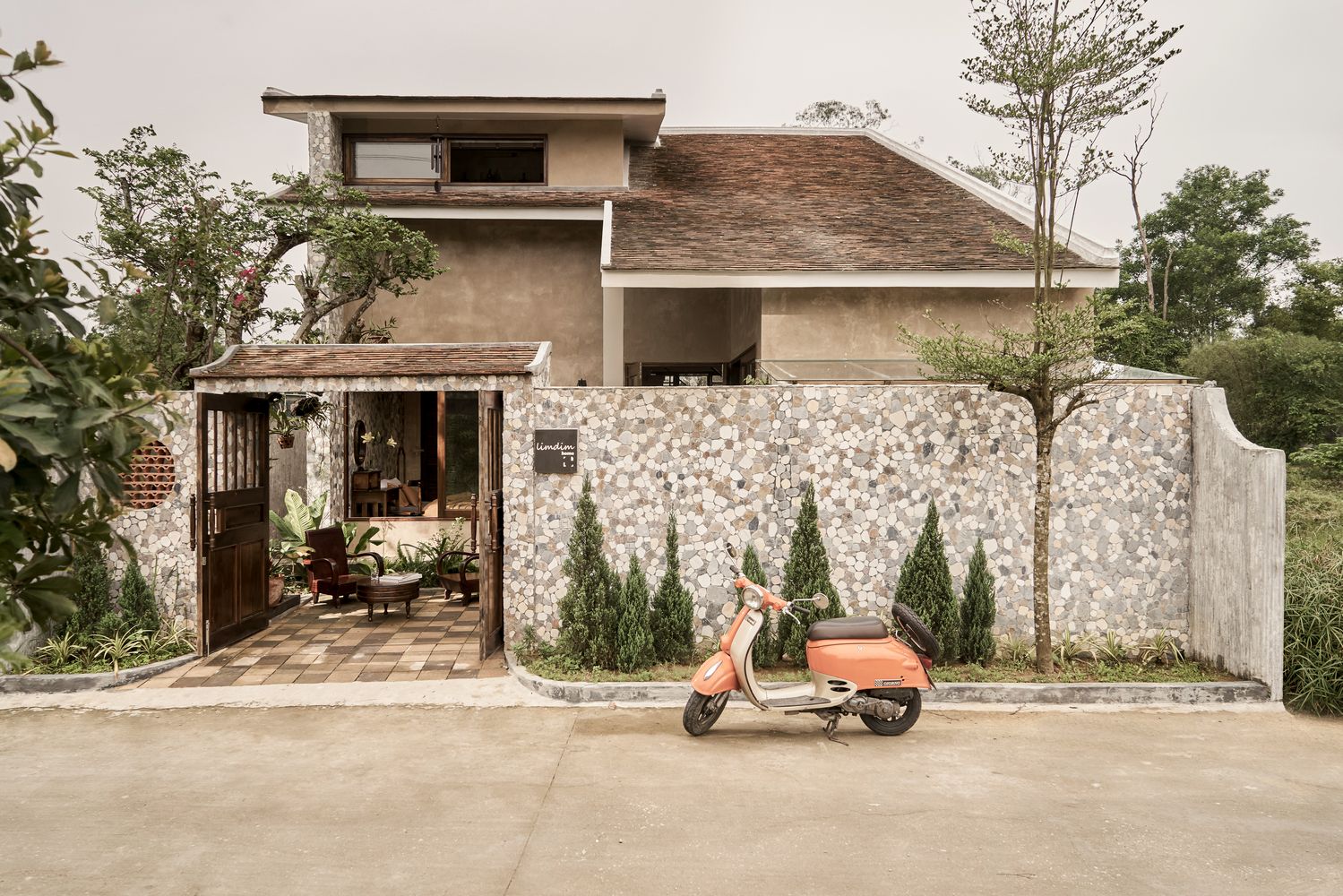 Cách chọn thiết kế nhà đẹp cấp 4, hiện đại với chi phí tiết kiệm | V.AI STUDIO